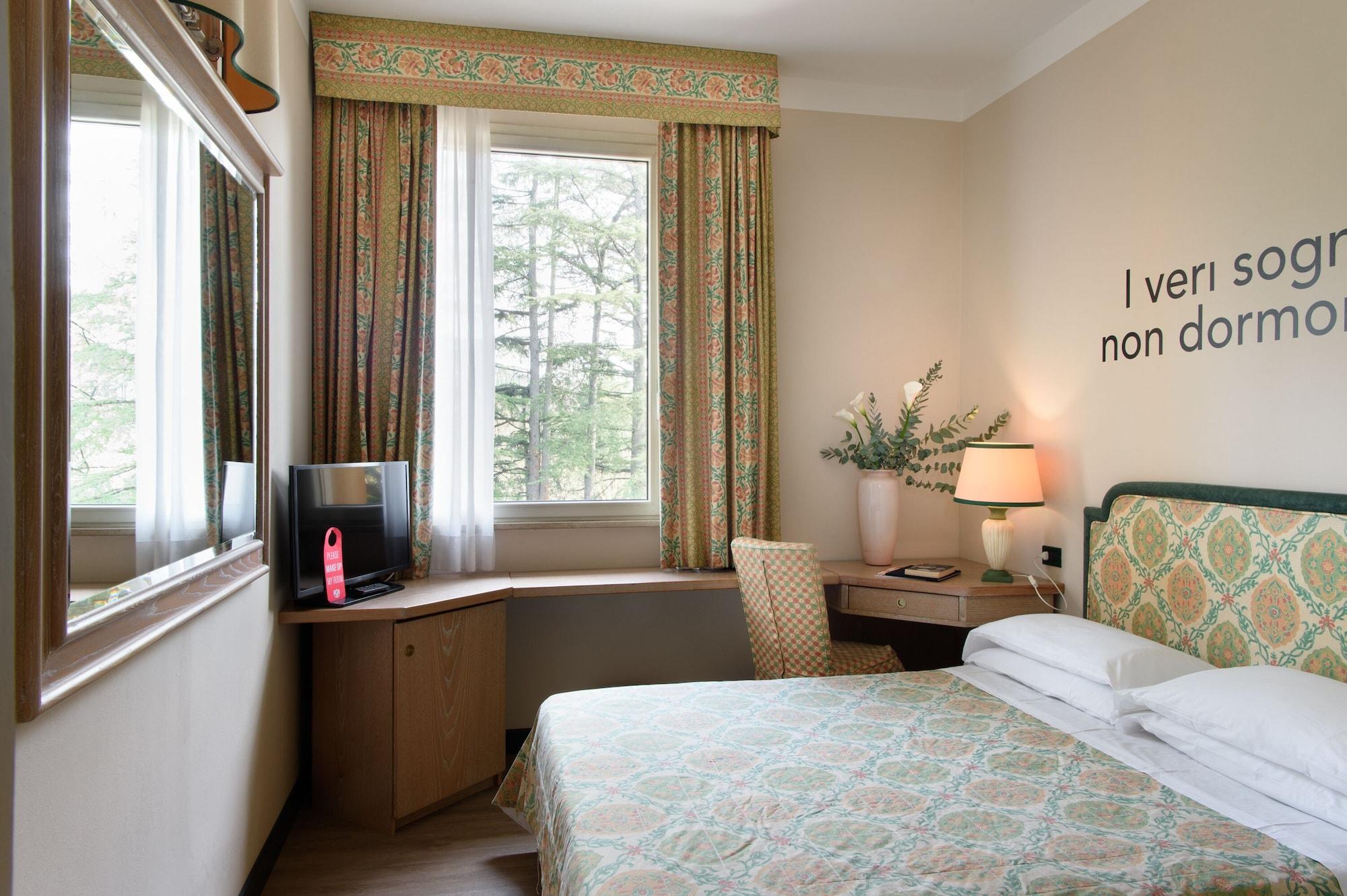 Grand Hotel Panoramic มอนเตกาตินี แตร์เม ภายนอก รูปภาพ
