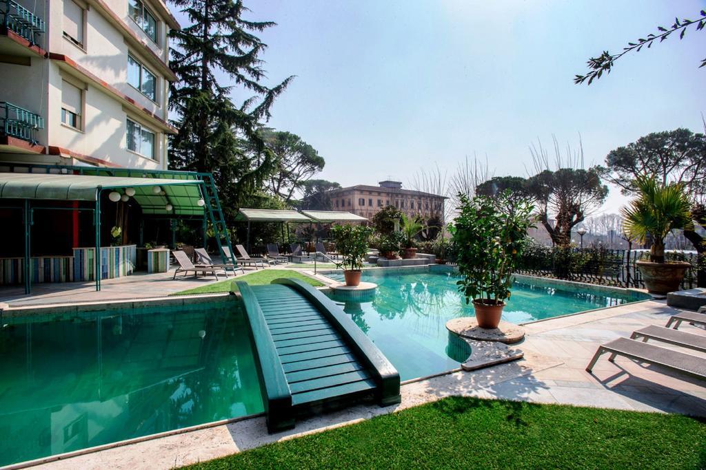 Grand Hotel Panoramic มอนเตกาตินี แตร์เม ภายนอก รูปภาพ